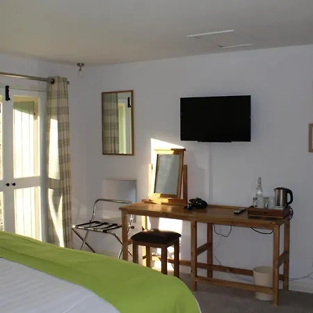 Greenlands Bed & Breakfast *